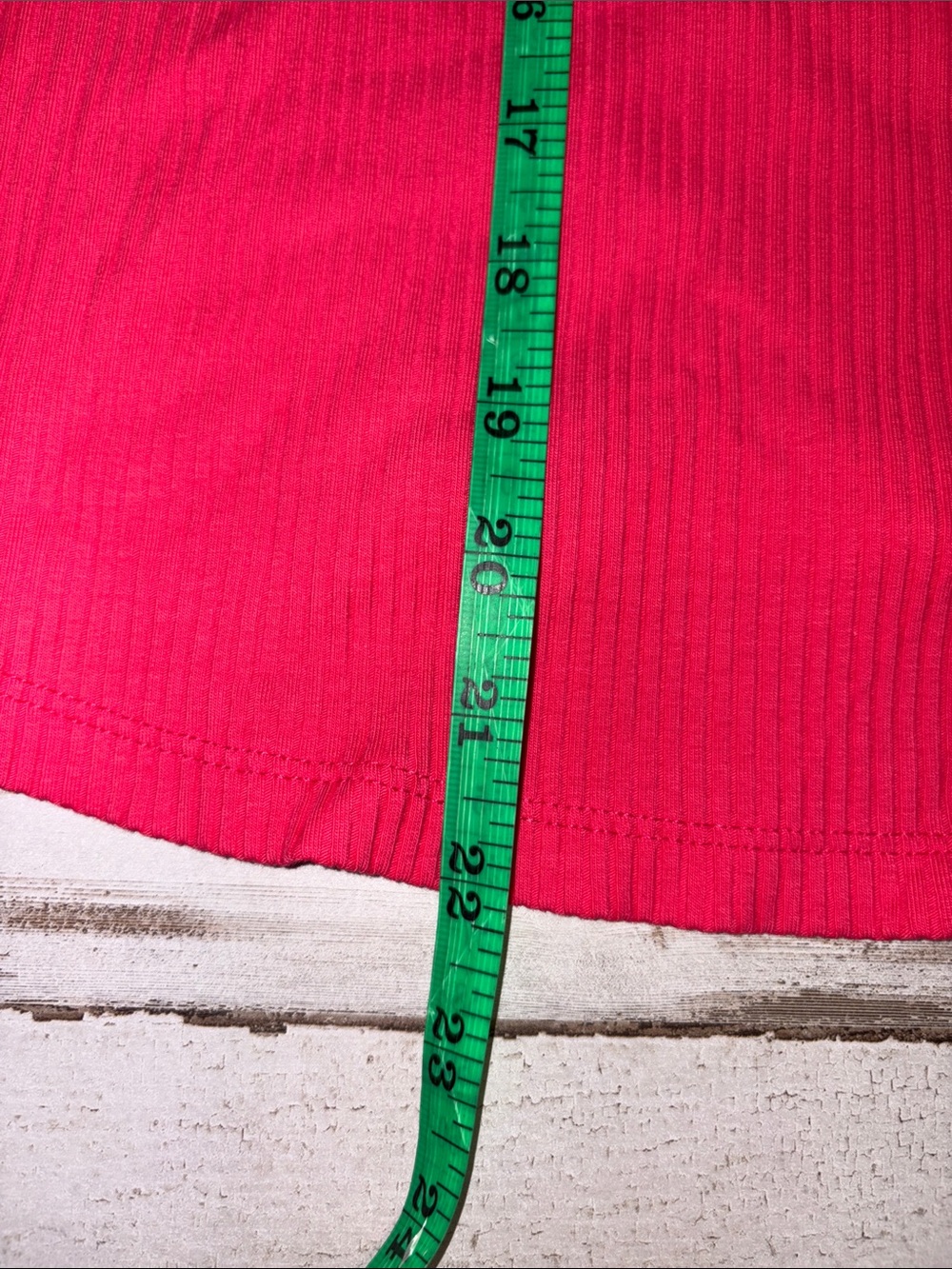 Old Navy Ribbed Cropped Scoop Tank - Bright Pink - Picture 5 of 11